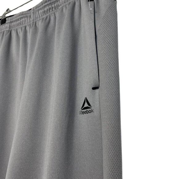Reebok Men’s Gray Performance Joggers - Athletic Sweatpants - New without tag - Picture 4 of 13